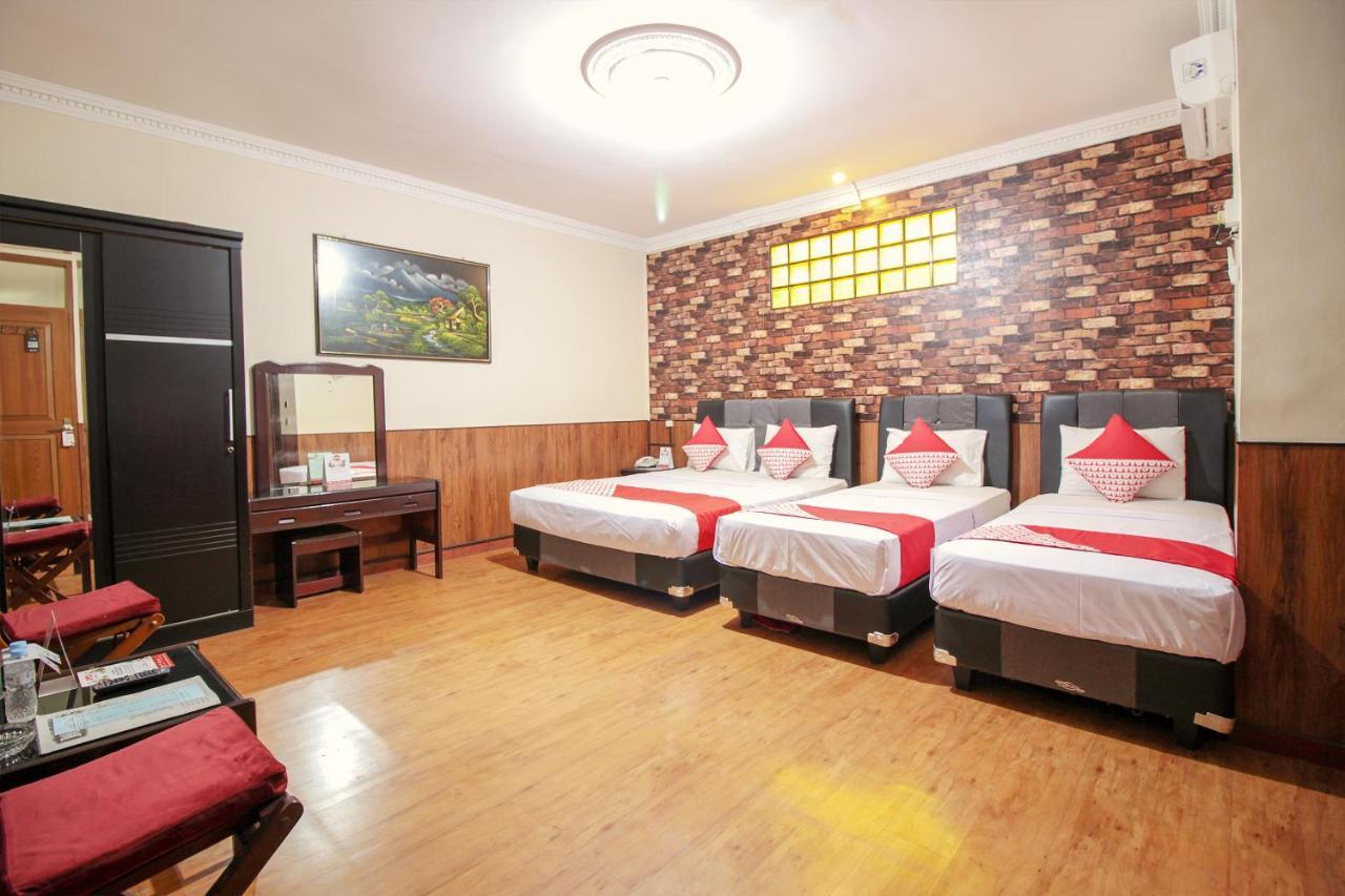 Vaccinated Staff - Oyo 352 Homestay Sabang バンドゥン エクステリア 写真